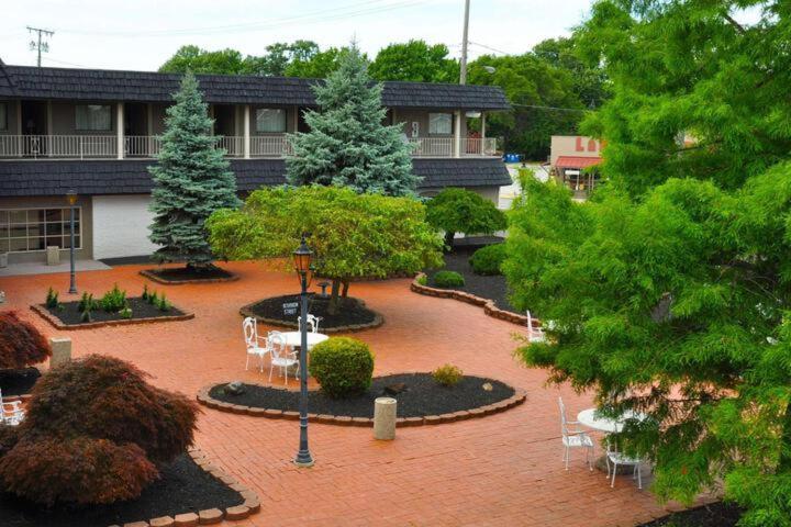 Avalon Inn Sandusky Zewnętrze zdjęcie